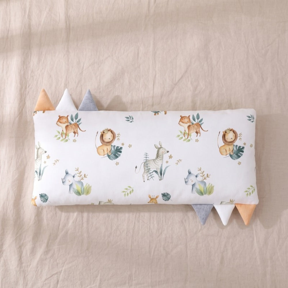 Little Manta Willow Baby Pillow fabric texture