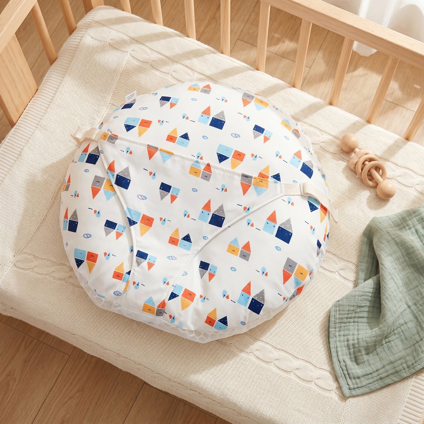 Little Manta Baby Nursing Pillow