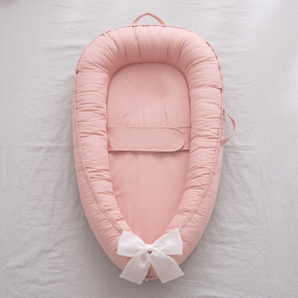 Little Manta Swaddle Wing Baby Lounger