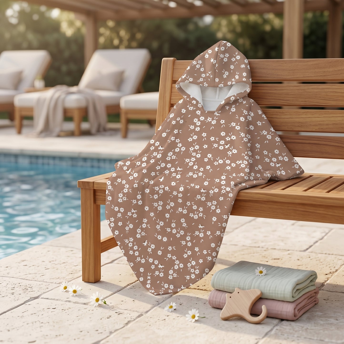 Little Manta Cuddle Kids Hooded Towel