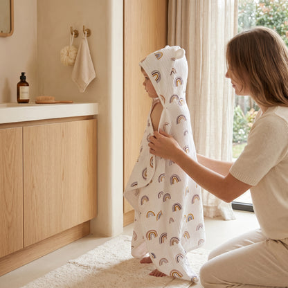 Little Manta Petal Baby Hooded Towel