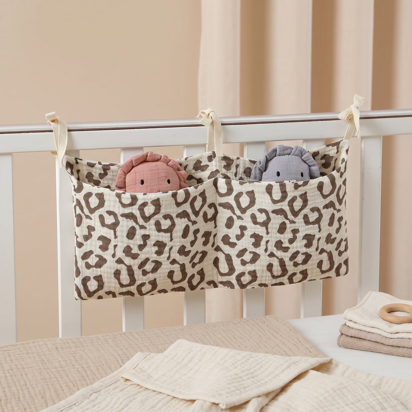 Little Manta Tidy Crib Hanging Organizer