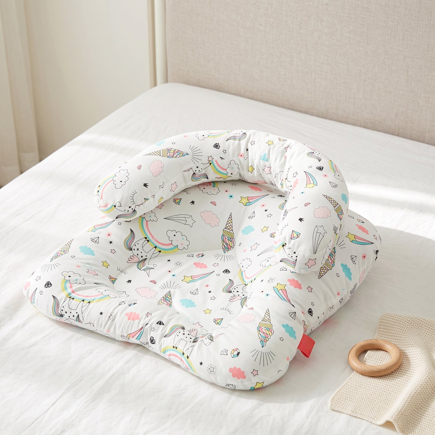 Little Manta Slope Nursing Wedge Pillow