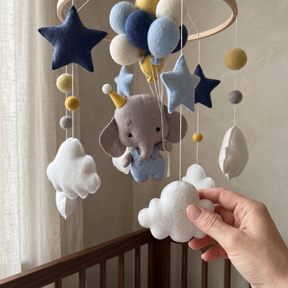 Little Manta Felt Animal Crib Mobile