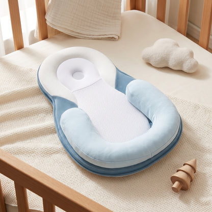 Little Manta Hush Newborn Inclined Pillow