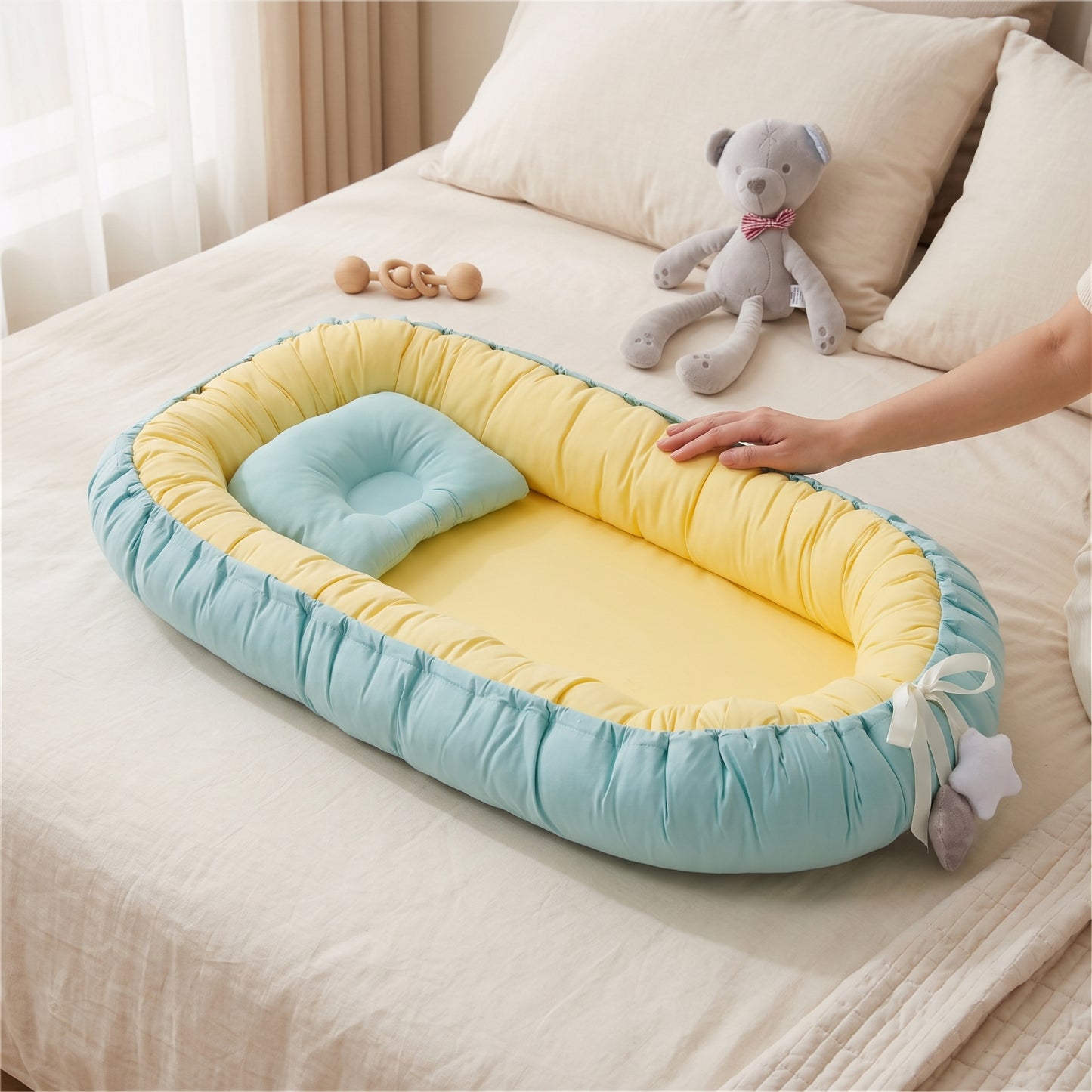 Little Manta Roam Baby Nest Pod
