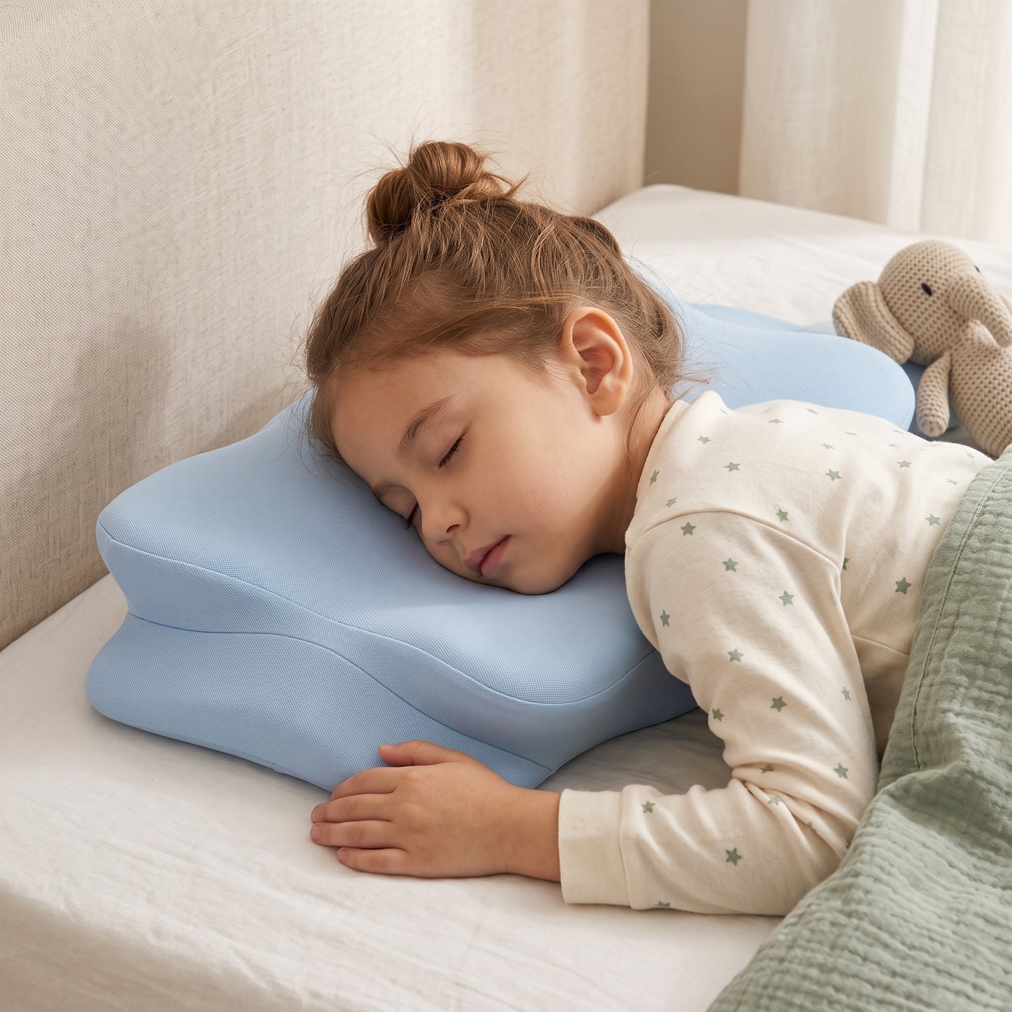 Little Manta Cool Kids Memory Pillow