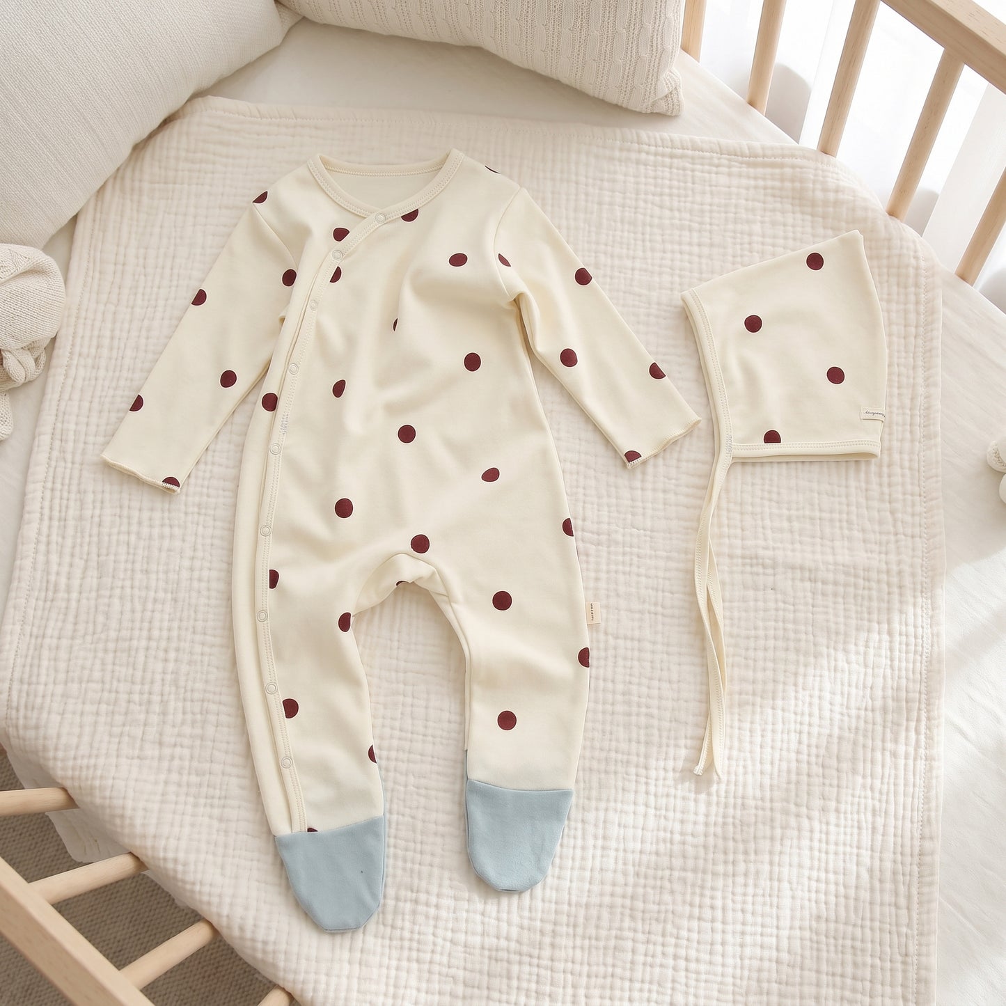 Little Manta Cotton Baby Footed Romper