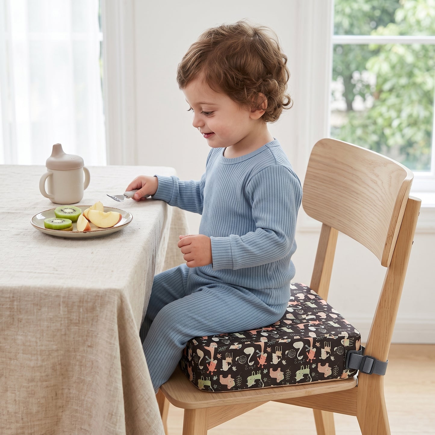 Little Manta Wipe Baby Booster Cushion