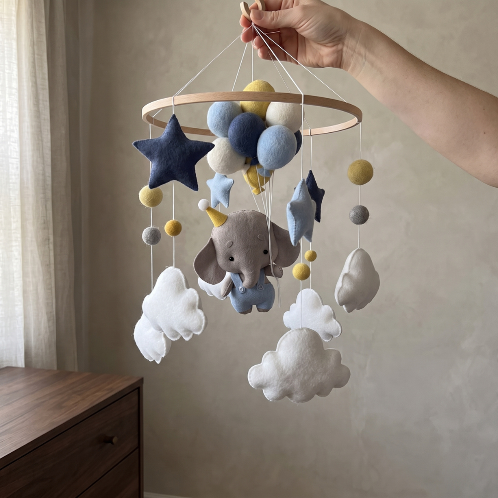 Little Manta Felt Animal Crib Mobile