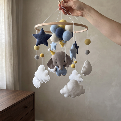 Little Manta Felt Animal Crib Mobile