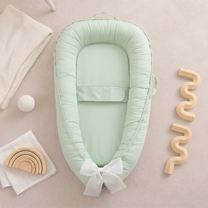 Little Manta Swaddle Wing Baby Lounger