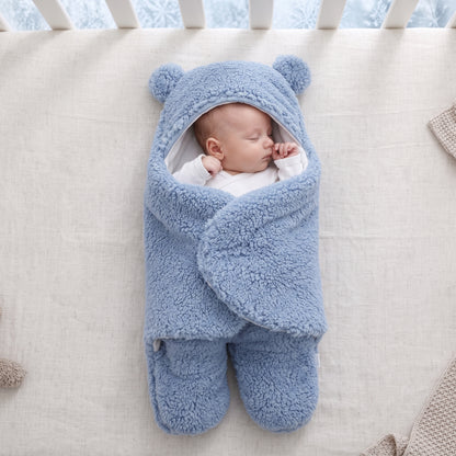 Little Manta Snug Newborn Sleeping Bag