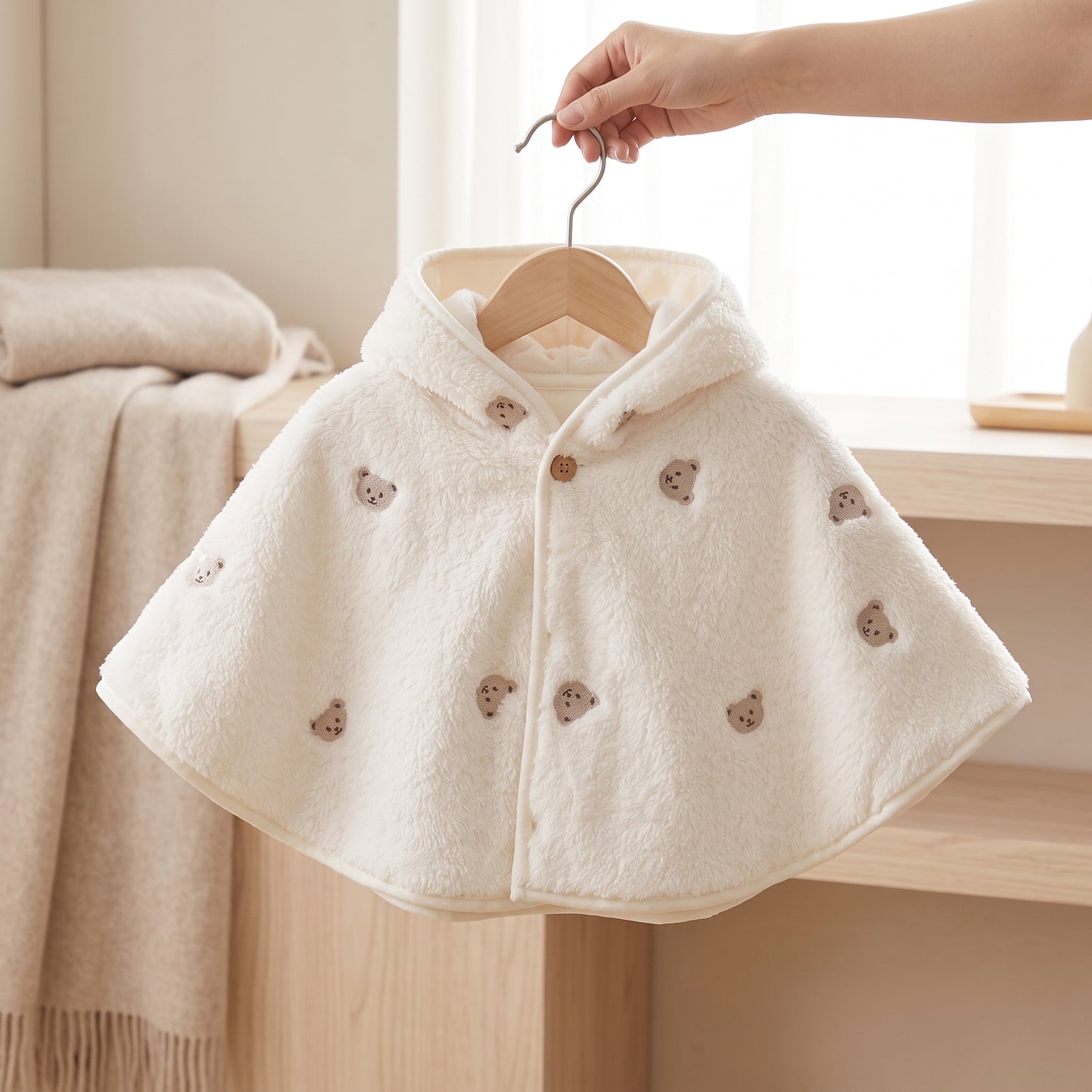 Little Manta Double-Layer Soft Fleece Hooded Baby Cape