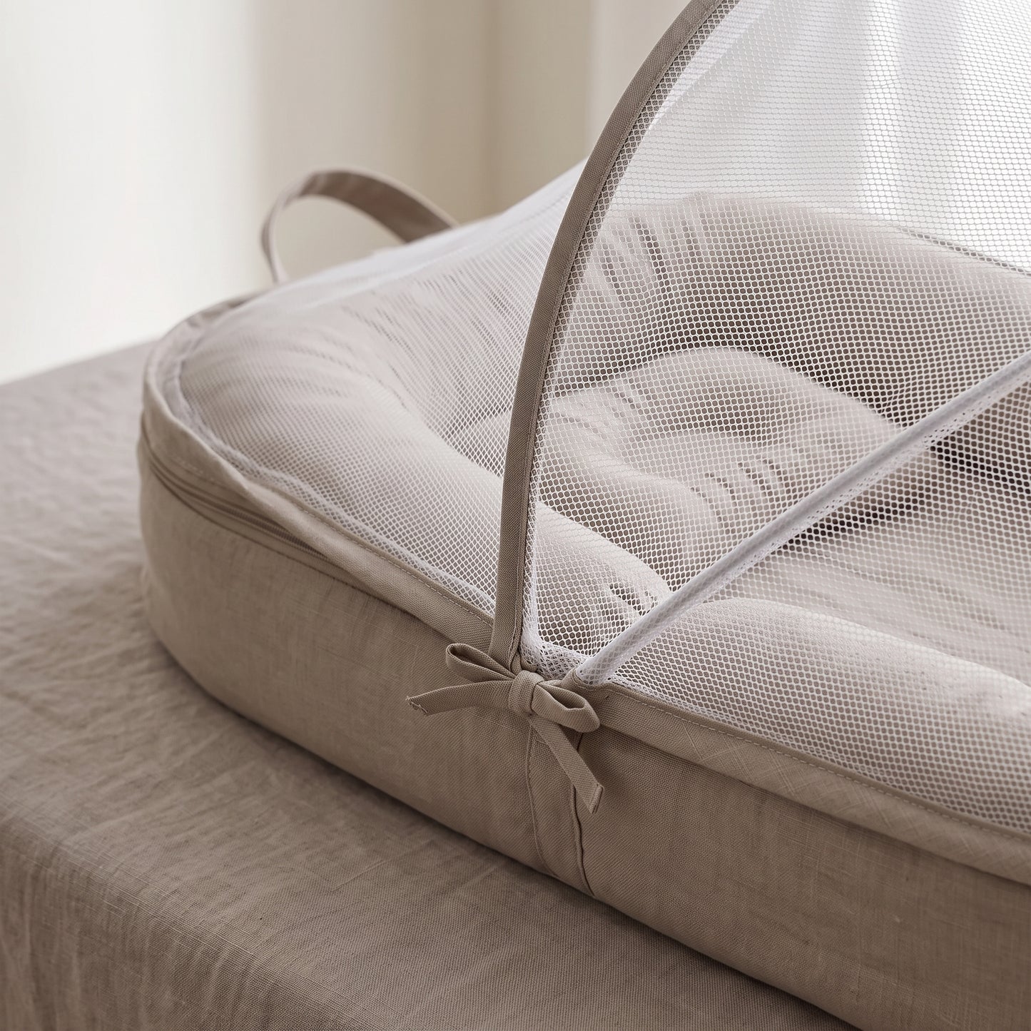 Little Manta Journey Baby Travel Nest