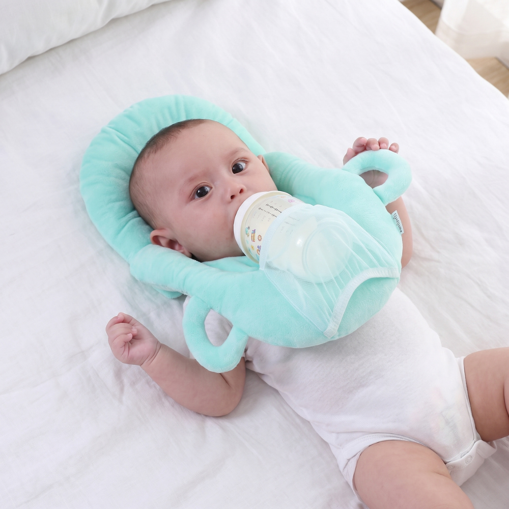 Little Manta Cushy Baby Feeding Pillow