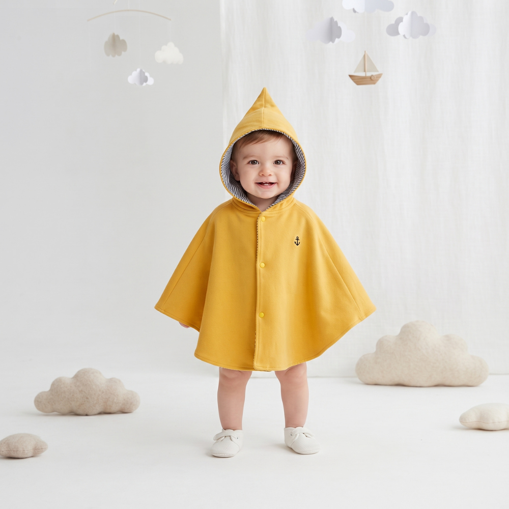 Little Manta Baby Hooded Cape