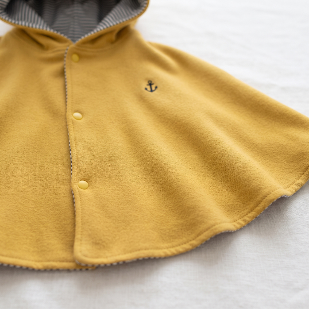 Little Manta Baby Hooded Cape