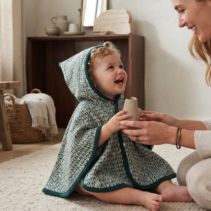 Little Manta Baby Hooded Cape