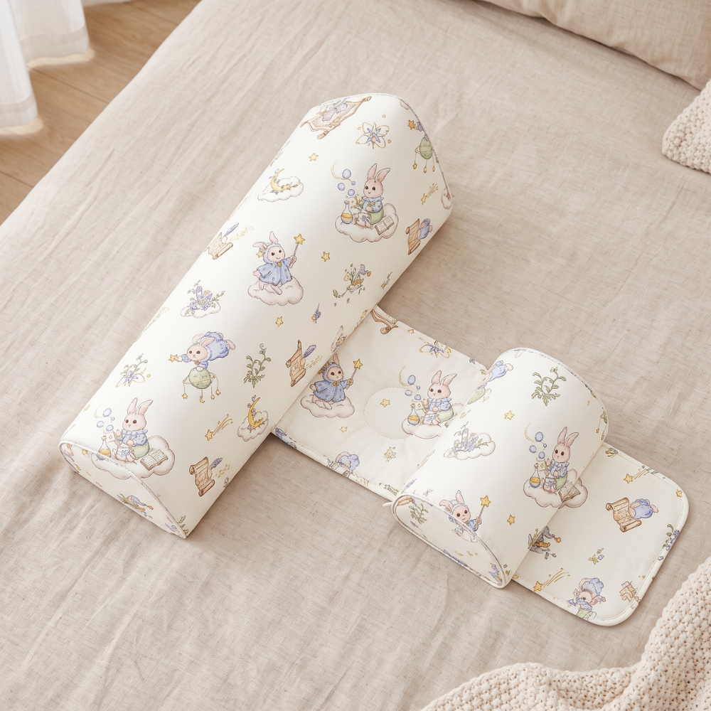 Little Manta Snug Baby Wedge Pillow