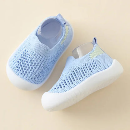Little Manta Kids Non-Slip Sneakers