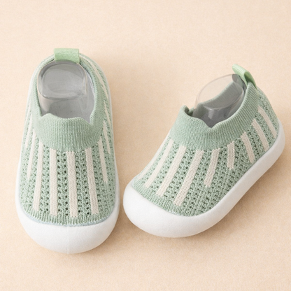 Little Manta Kids Non-Slip Sneakers