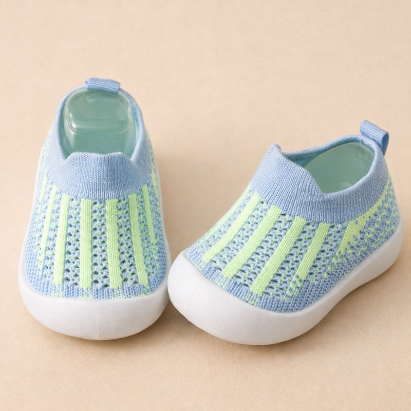 Little Manta Kids Non-Slip Sneakers