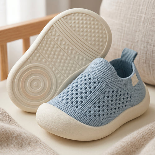 Little Manta Kids Non-Slip Sneakers