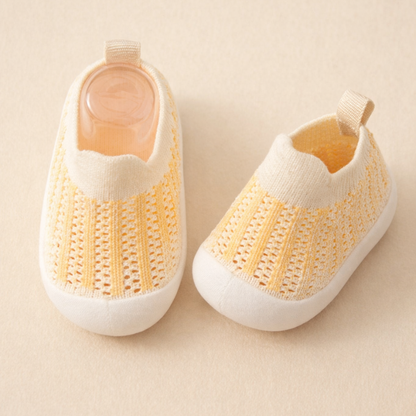 Little Manta Kids Non-Slip Sneakers