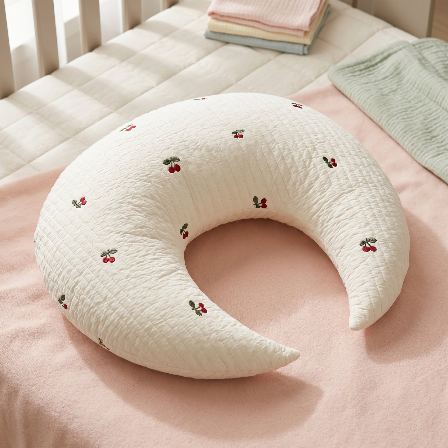 Little Manta Moon Hypoallergenic Pillow