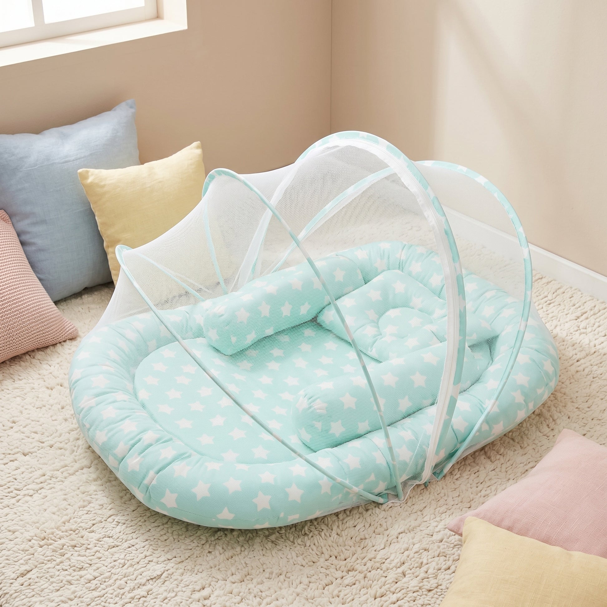Little Manta Mosquito Net Portable Baby Crib