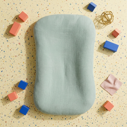 Little Manta Pastel Baby Lounger Nest