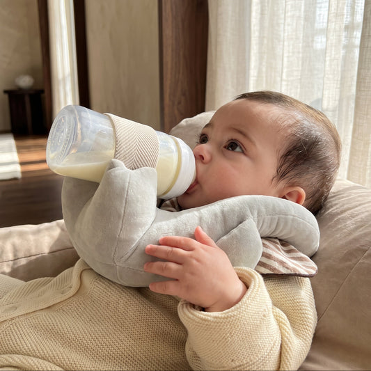 Little Manta Hands Free Baby Bottle Holder