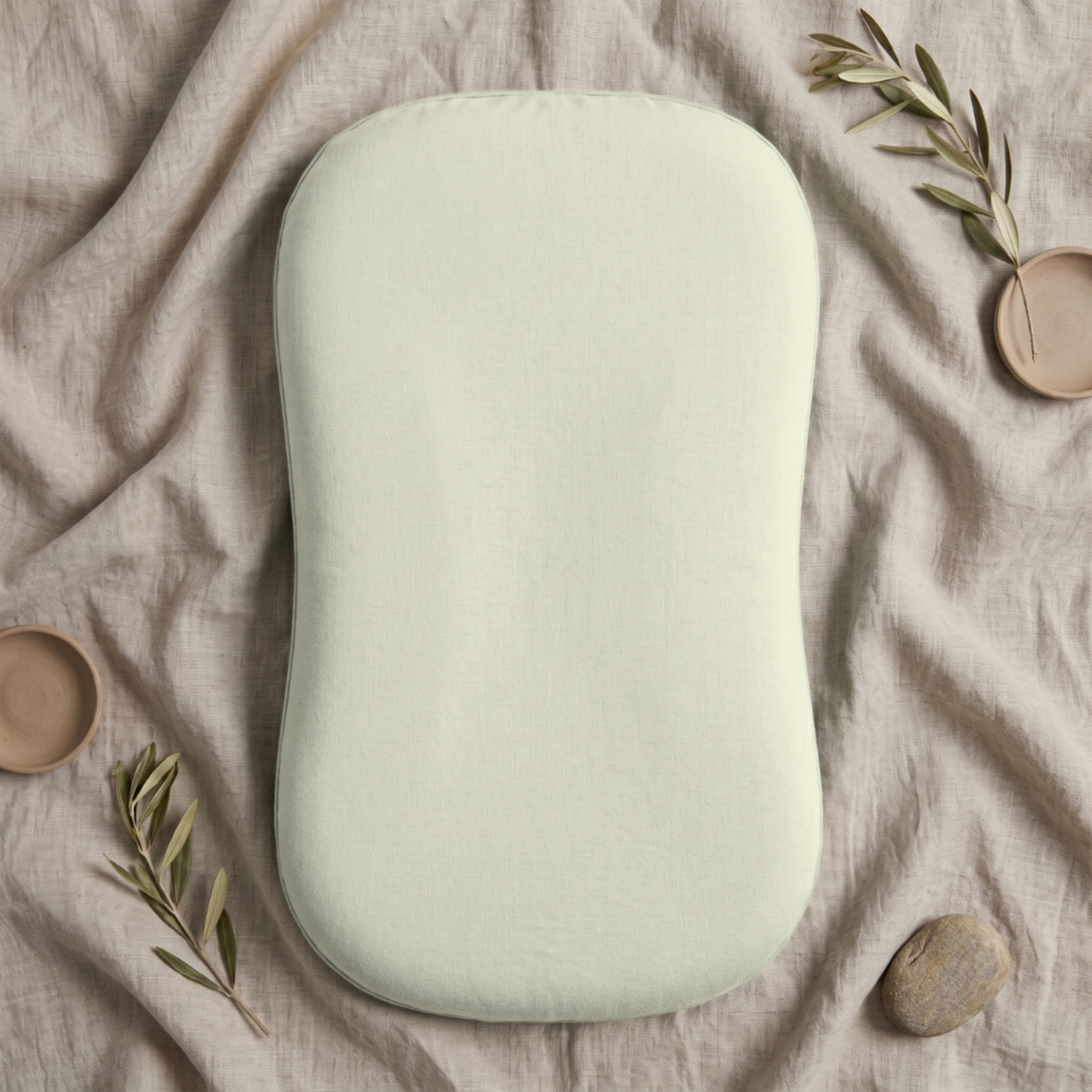 Little Manta Pastel Baby Lounger Pillow