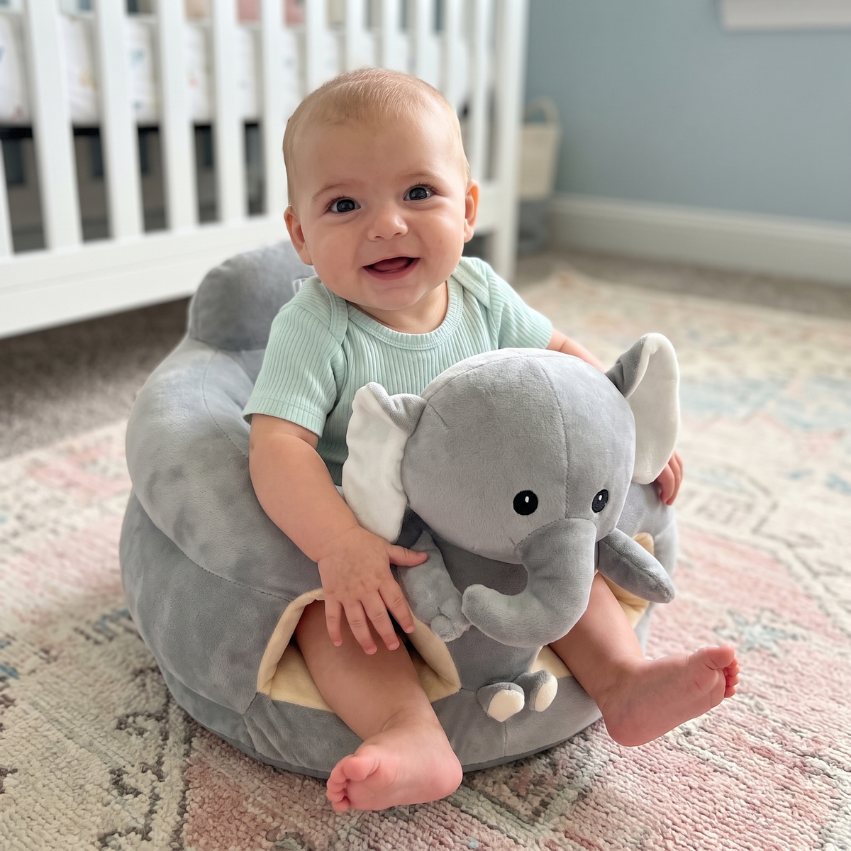 Little Manta Plush Learning Seat
